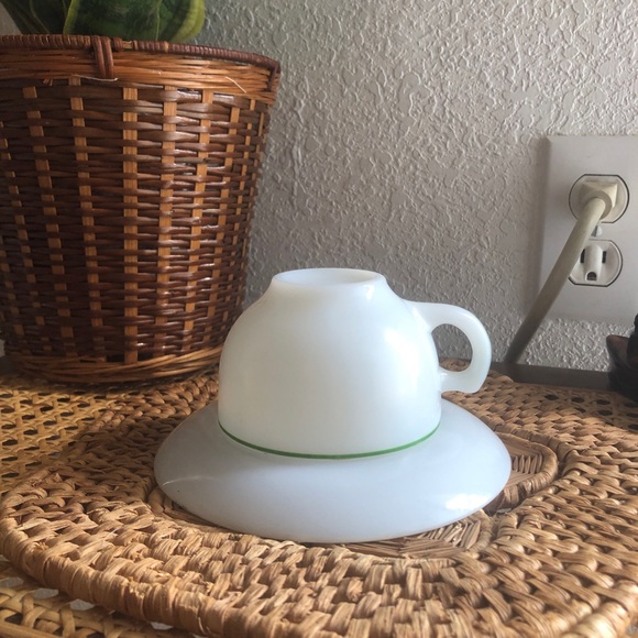 Vintage Hazel Atlas Moderntone Platonite White With Green Stripe Cup - Picture 8 of 10